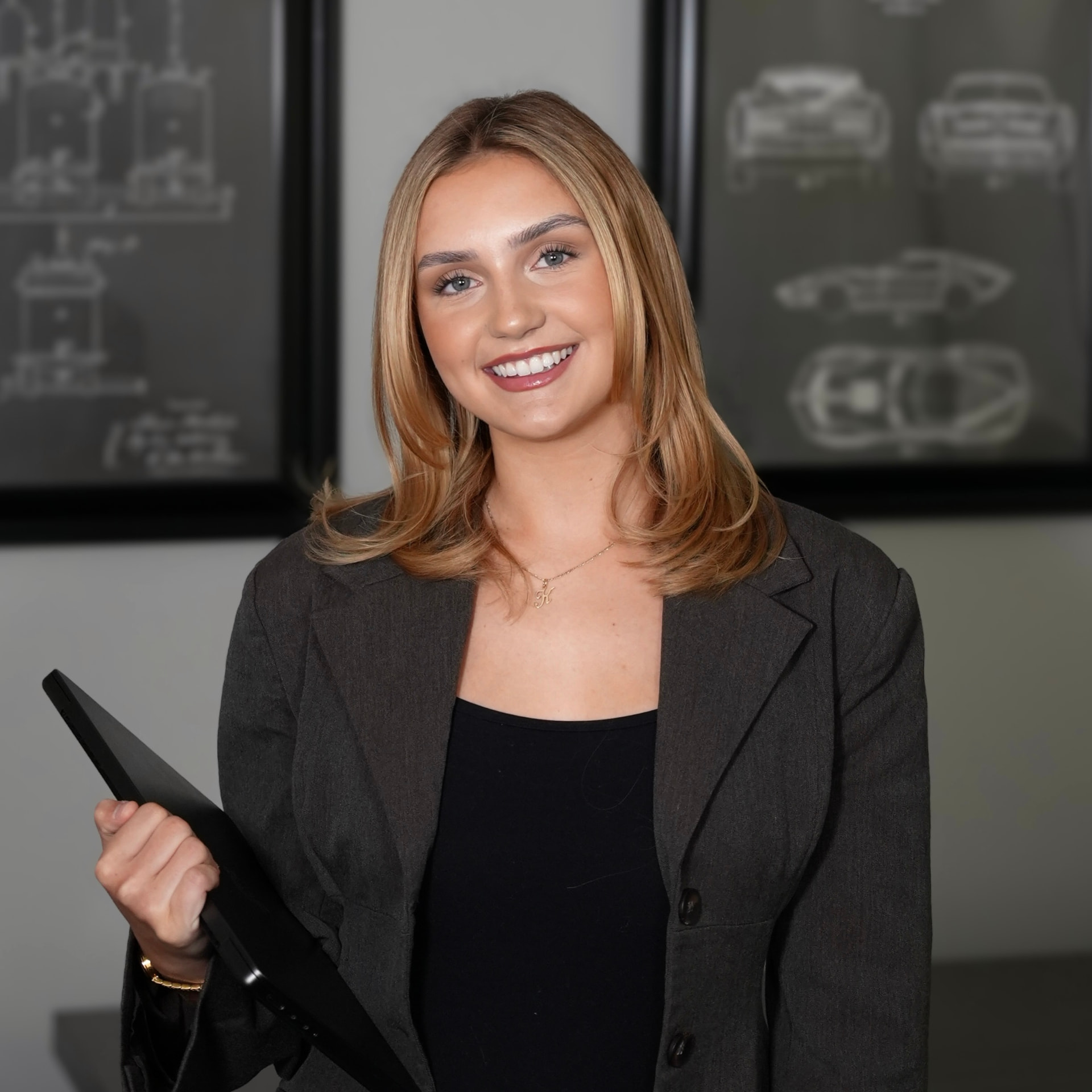 Portrait of Katina Sutarov, Social Media Manager at Moonlight Digital